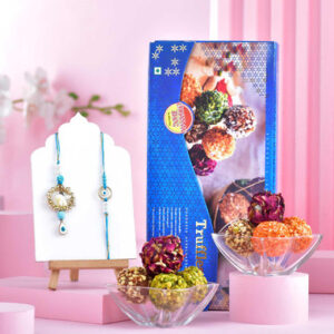 Read more about the article Tie of Love Adoration Bhaiya Bhabhi Rakhi Combo