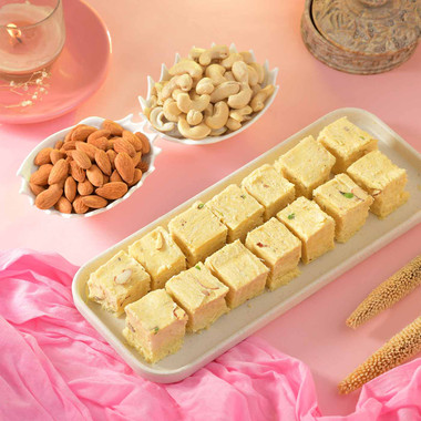 Read more about the article Diwali Hamper Of Soan Papdi And Dry Fruits