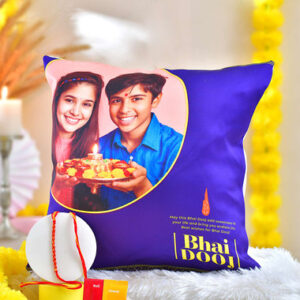 Read more about the article Personalize Photo Cushion for Bhaidooj