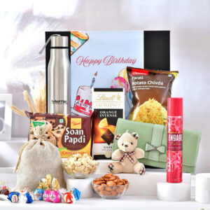 Read more about the article Elegant Birthday Treat Hamper for Her