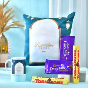 Read more about the article Ramadan Celebration With Personalized Cushion & Mug Set And Chocolates