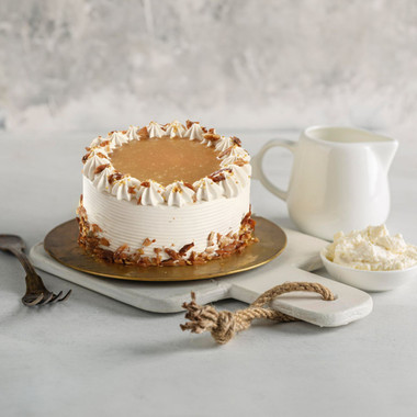 You are currently viewing Vanilla Caramel Cake in UAE