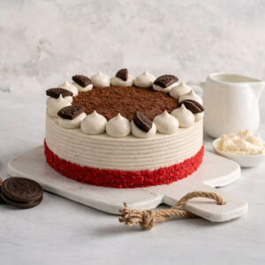 Read more about the article Red Velvet Oreo Cake in UAE