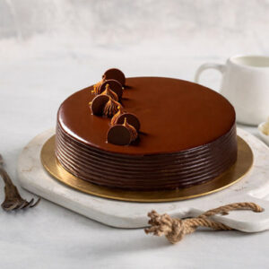 Read more about the article Buy Chocolate Fudge Cake Online in UAE