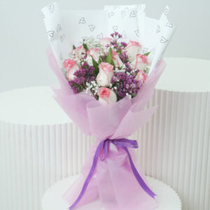Read more about the article 11 Dual Pink Roses Bouquet with Elegant Wrapping