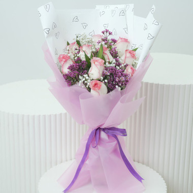 You are currently viewing 11 Dual Pink Roses Bouquet with Elegant Wrapping