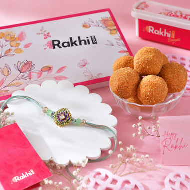 Read more about the article Krishna Bansuri Rakhi With Gourmet Hamper